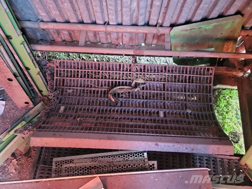 Deutz-Fahr 5660 HTS ملحقات الحصادات