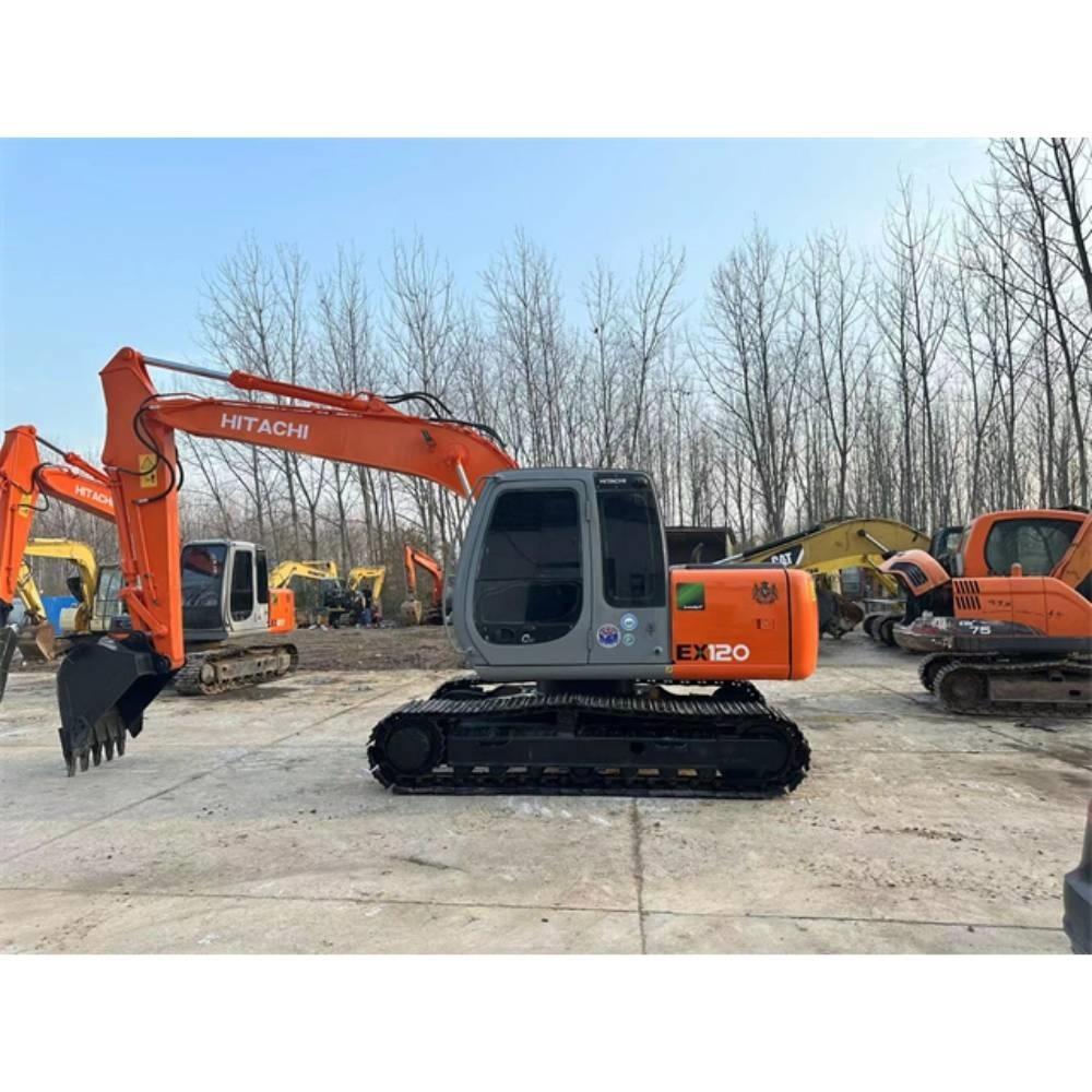 Hitachi EX120 حفارات زحافة