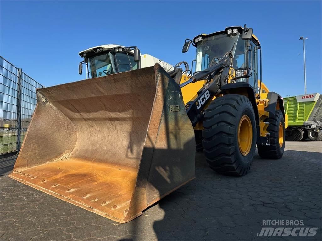 JCB 427 HT لوادر بعجل