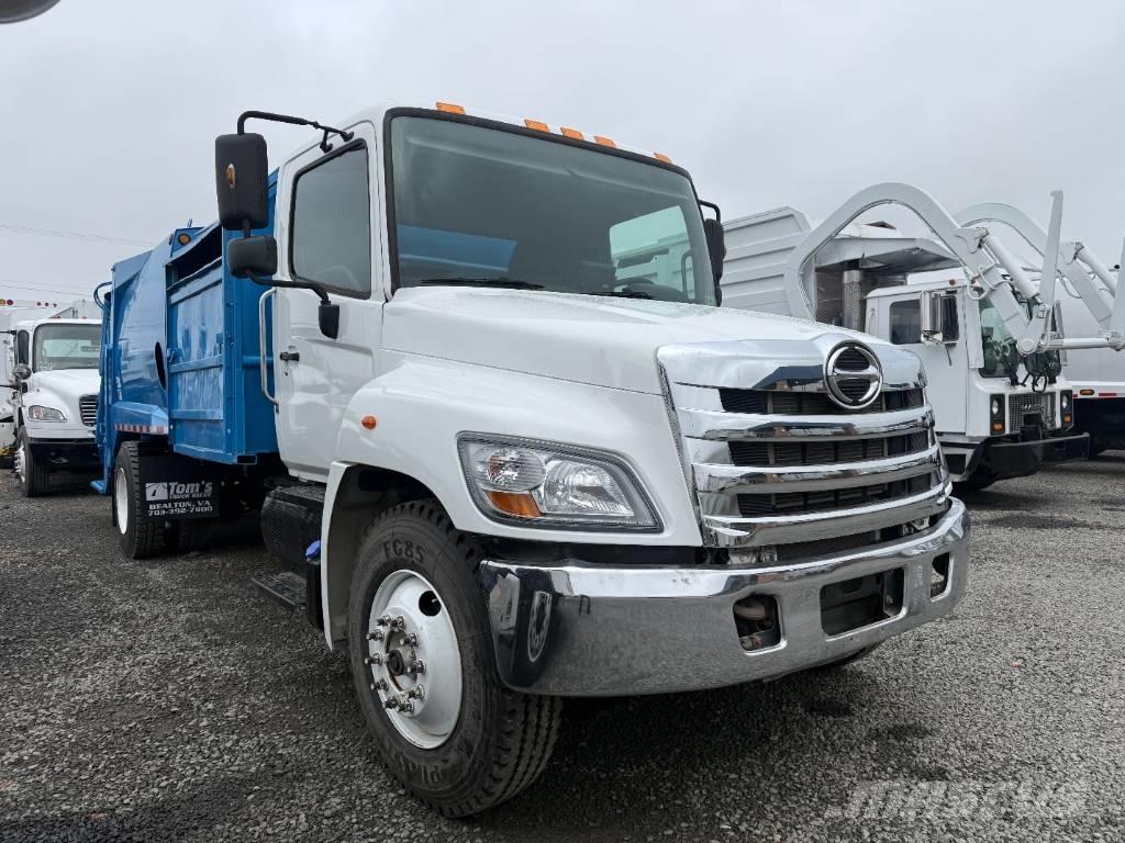 Hino 268 Waste trucks