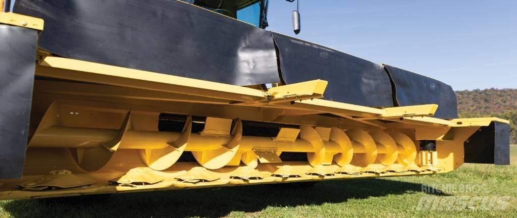 New Holland 419 PLUS ملحقات أخرى للجرارات