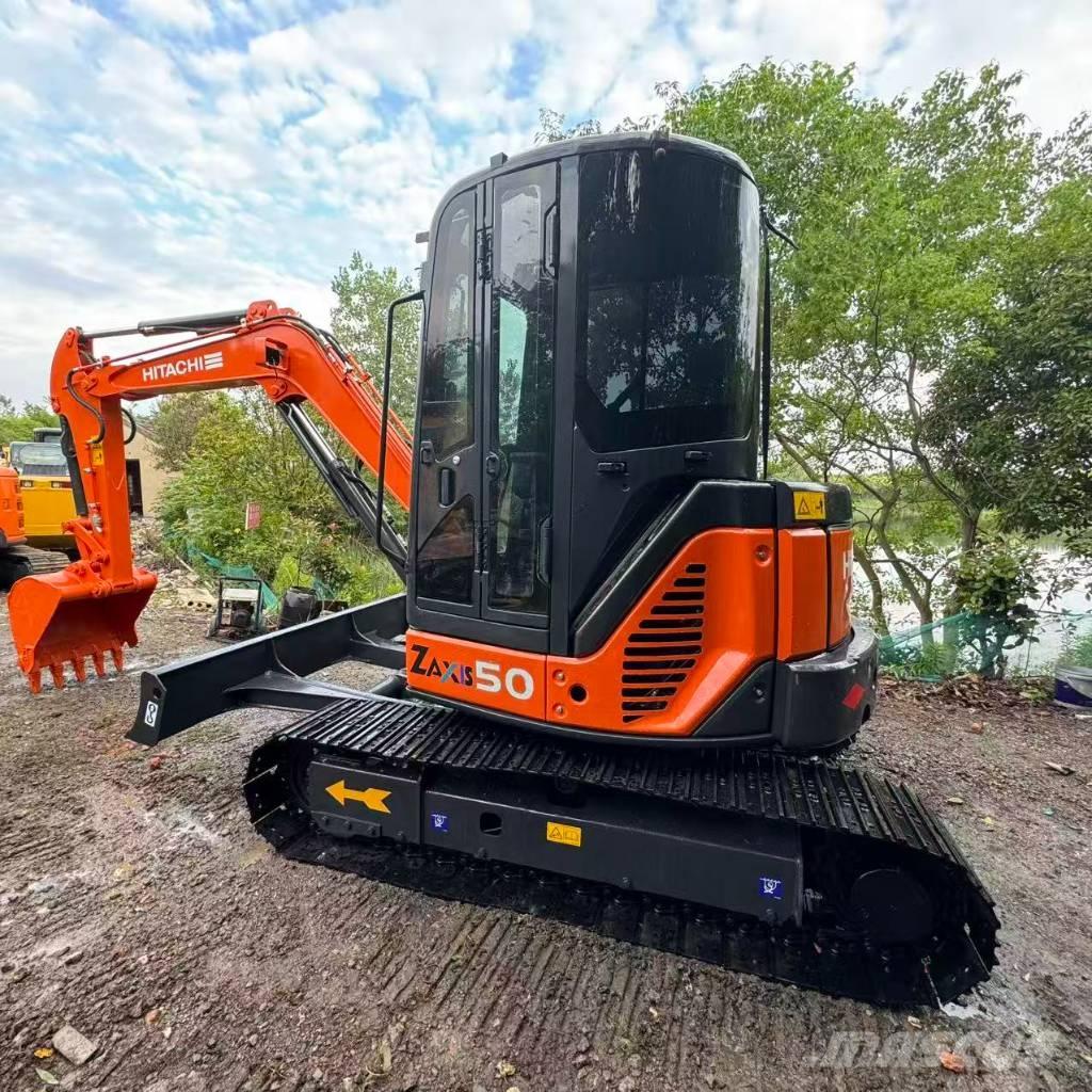 Hitachi ZX 50 U حفارات صغيرة أقل من 7 طن (حفارات صغيرة)