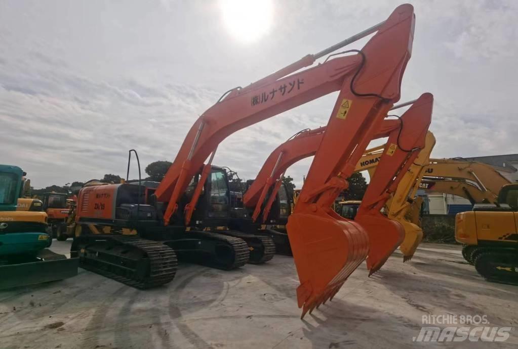 Hitachi ZX 240 حفارات زحافة