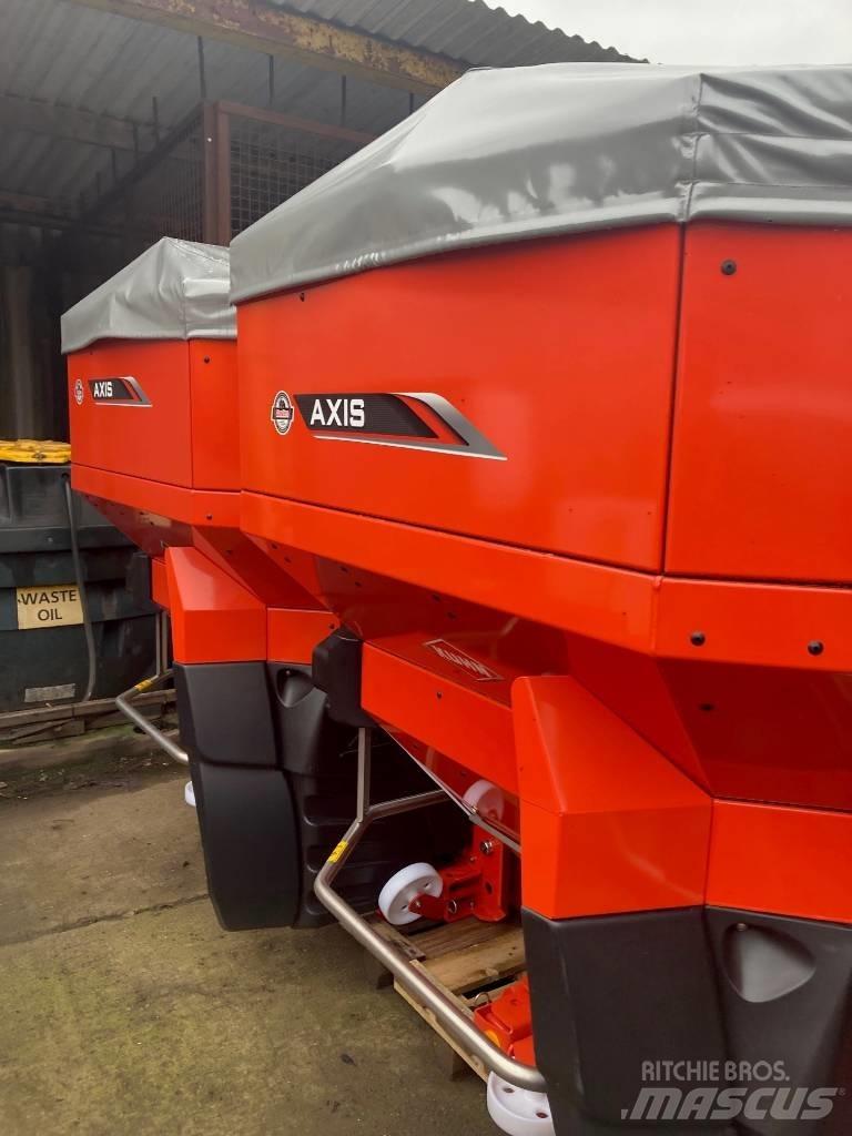 Kuhn Axis 50.2 H معدات فرد المواد المعدنية