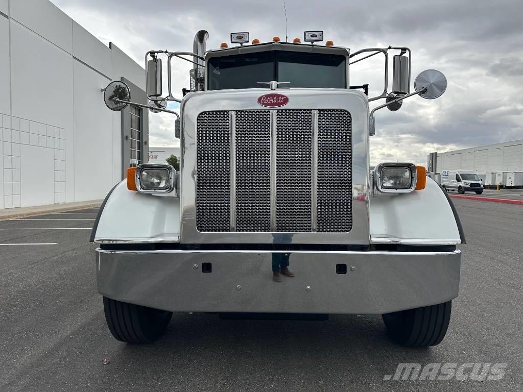 Peterbilt 365 شاحنات قابلة للفك