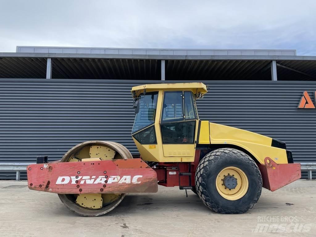 Dynapac CA512D مداحل أحادية الأسطوانة