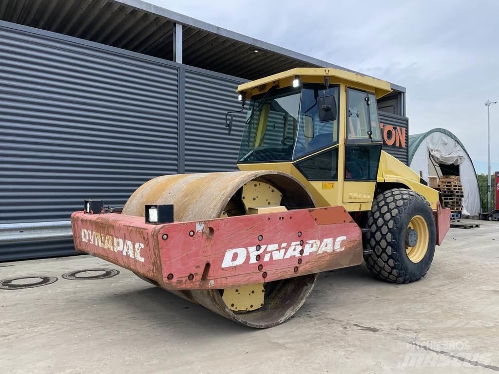 Dynapac CA512D مداحل أحادية الأسطوانة