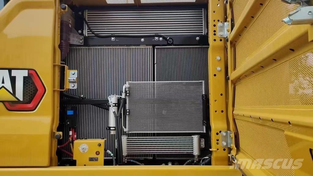 CAT 330GC حفارات زحافة