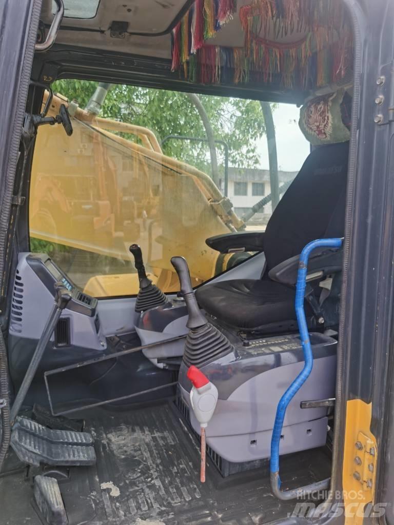 Komatsu PC 400-7 حفارات زحافة