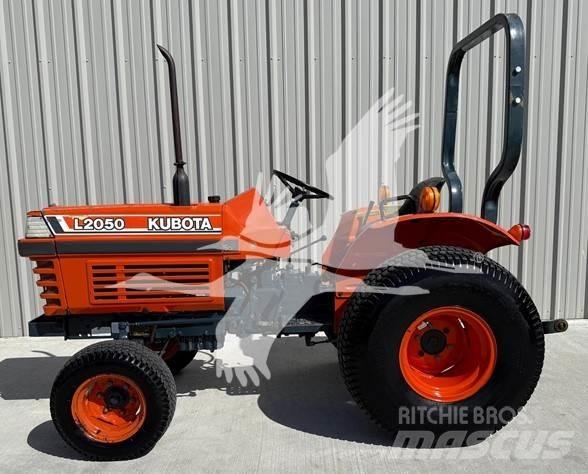 Kubota L2050 الجرارات