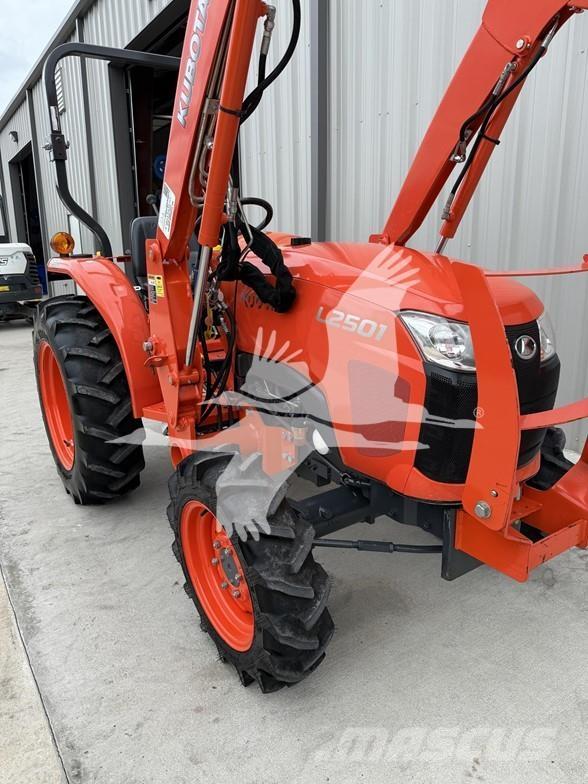 Kubota L2501 الجرارات