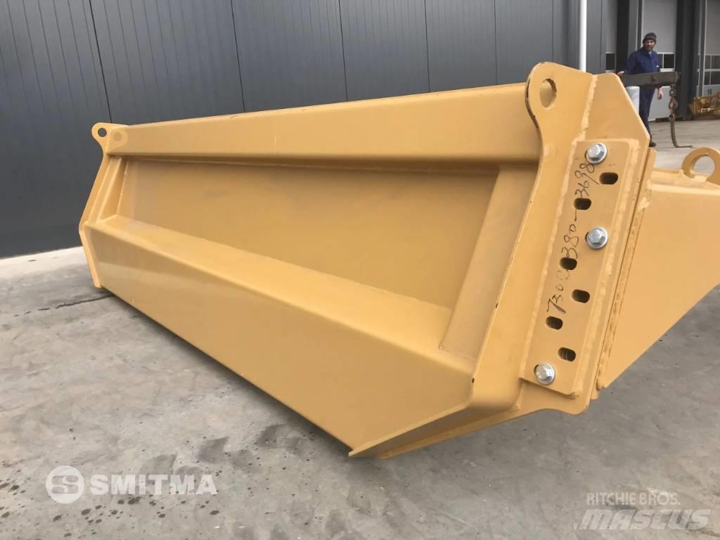 CAT 730C بوابات خلفية