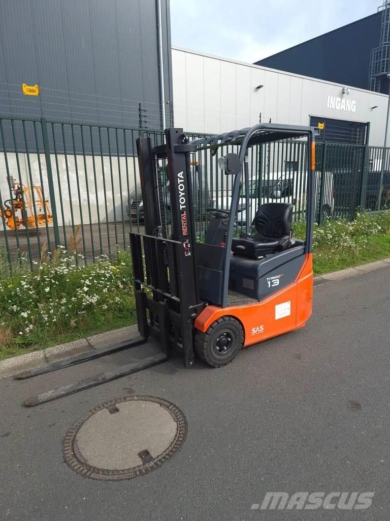 Toyota traigo 1.3 شاحنات ذات رافعات شوكية تعمل بالكهرباء