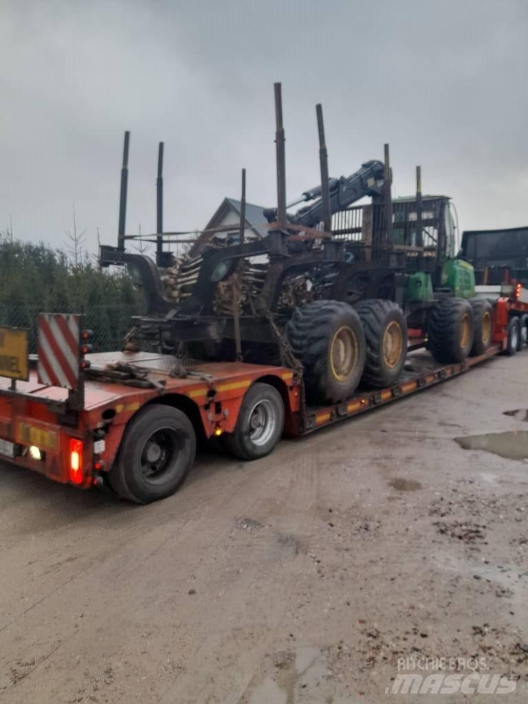 John Deere 1510 E شاحنات