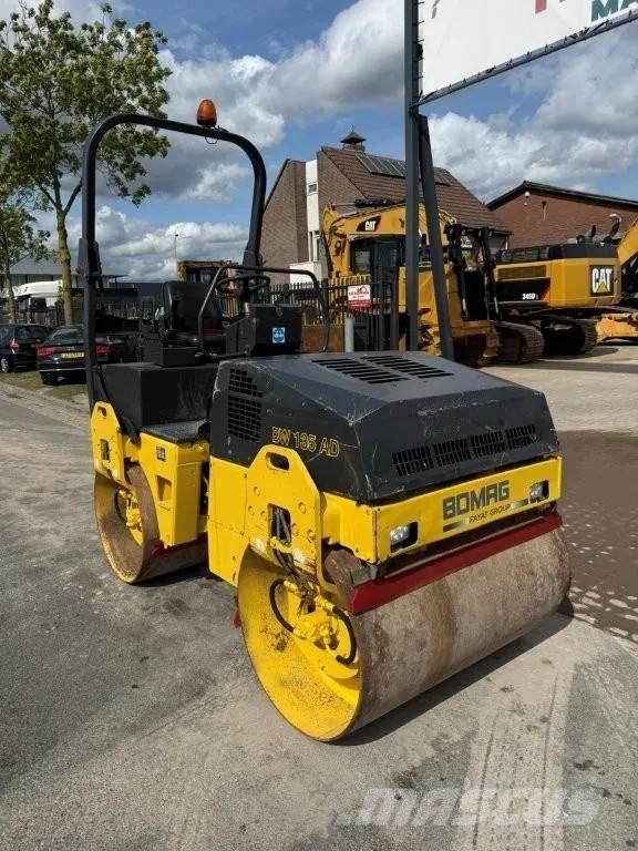 Bomag BW135AD مداحل ثنائية الاسطوانة
