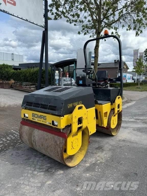 Bomag BW135AD مداحل ثنائية الاسطوانة