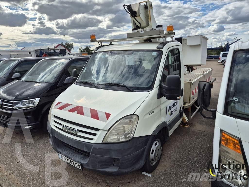 Iveco 50C18 المنصات الهوائية المثبتة على شاحنة