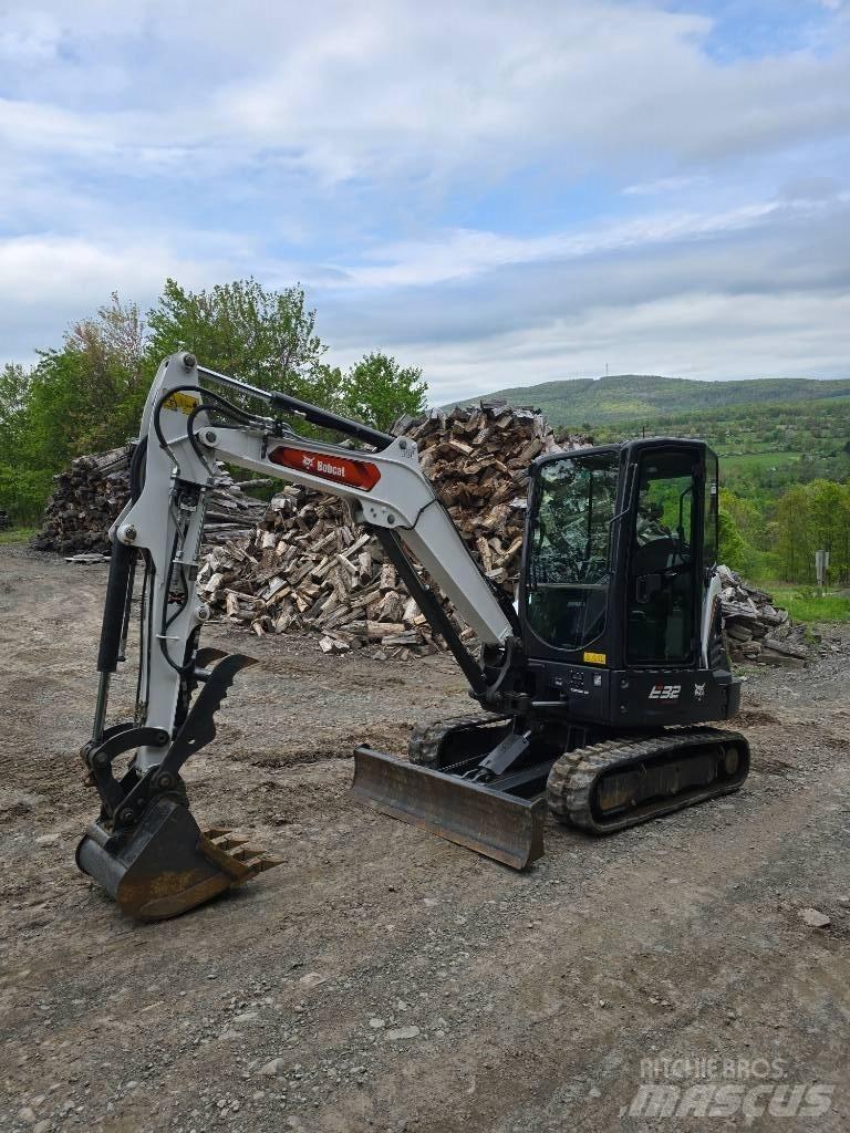Bobcat E 32 حفارات صغيرة أقل من 7 طن (حفارات صغيرة)