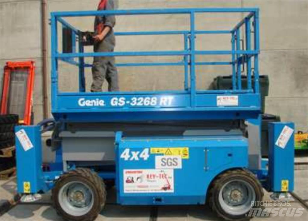 Genie GS3268RT رافعات مقصية الشكل