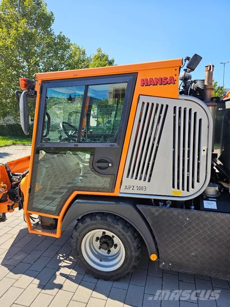 Hansa APZ 1003 M ناقلات الأدوات