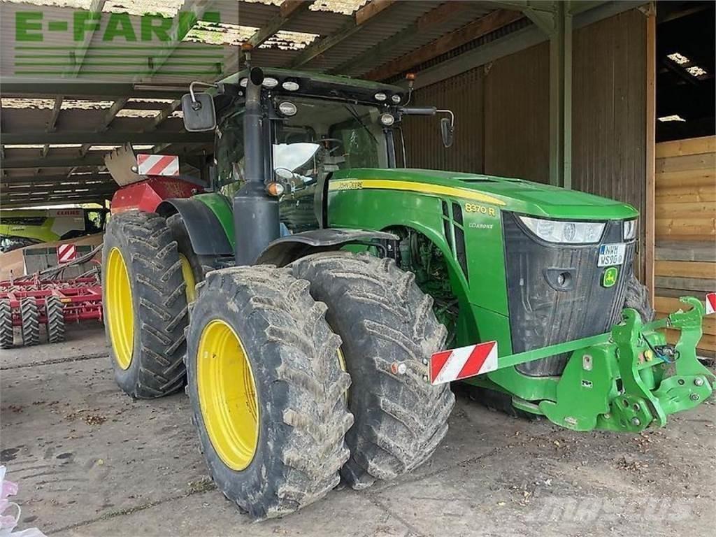 John Deere 8370 r الجرارات