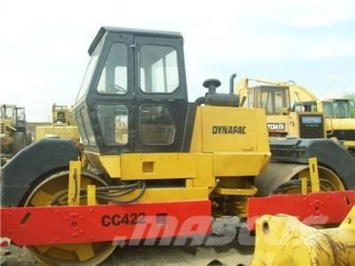 Dynapac CC 422 مداحل ثنائية الاسطوانة