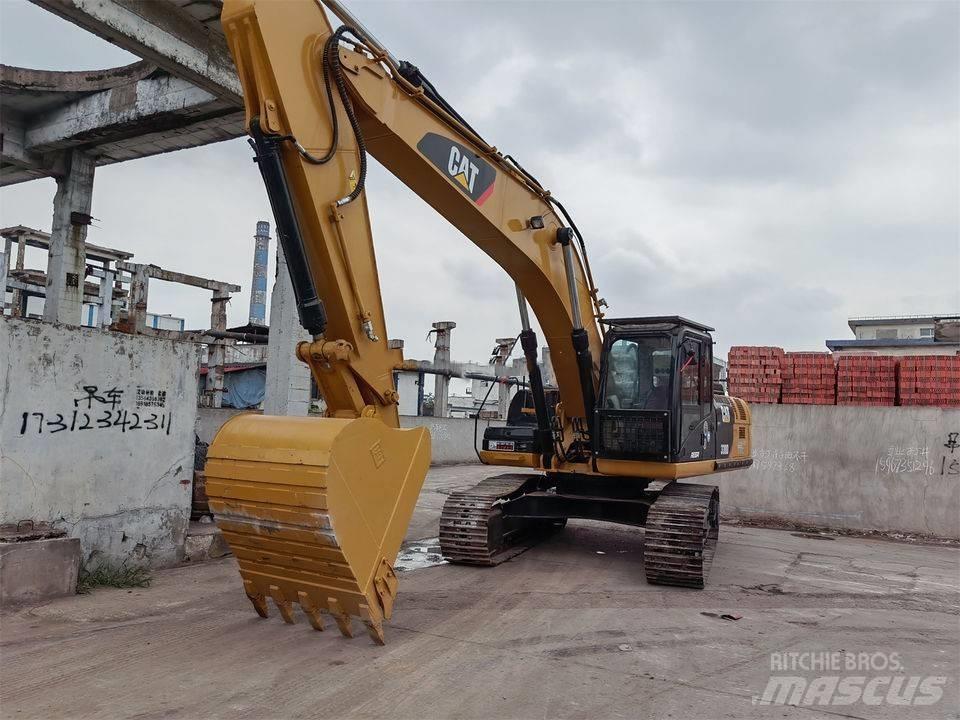 CAT 330 D L حفارات زحافة