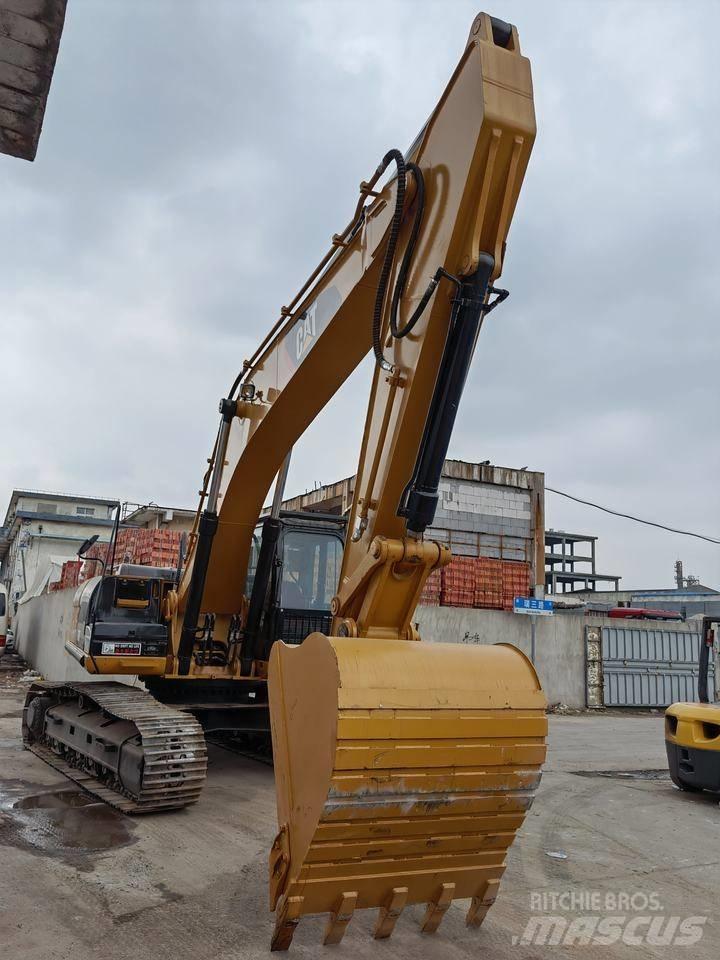 CAT 330 D L حفارات زحافة