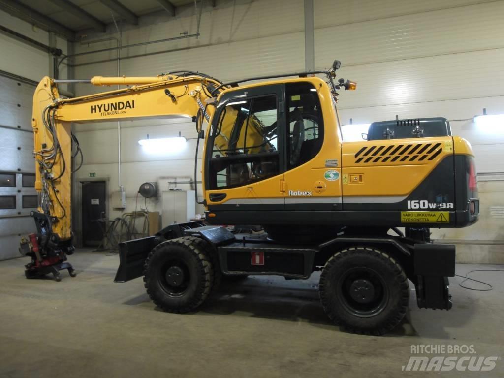 Hyundai R 160 W-9A حفارات بعجل