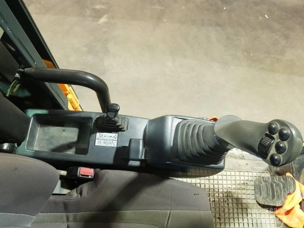 Hyundai R 160 W-9A حفارات بعجل