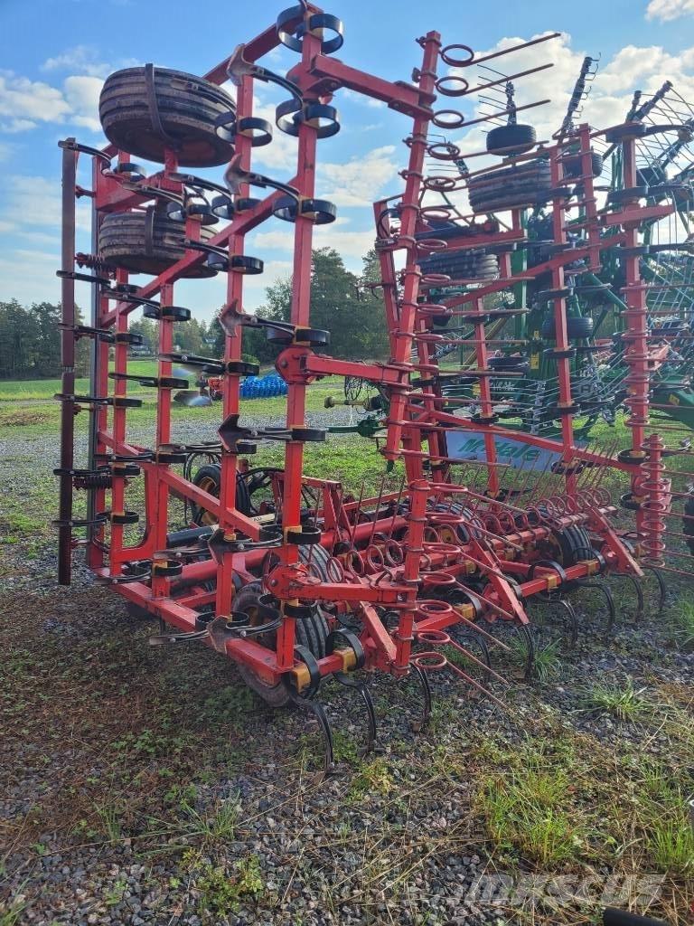 Väderstad NZ 740 كاسحات