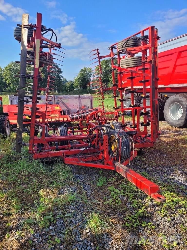 Väderstad NZ 740 كاسحات