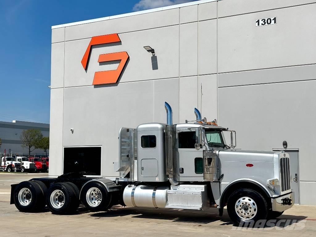 Peterbilt 388 وحدات الجر