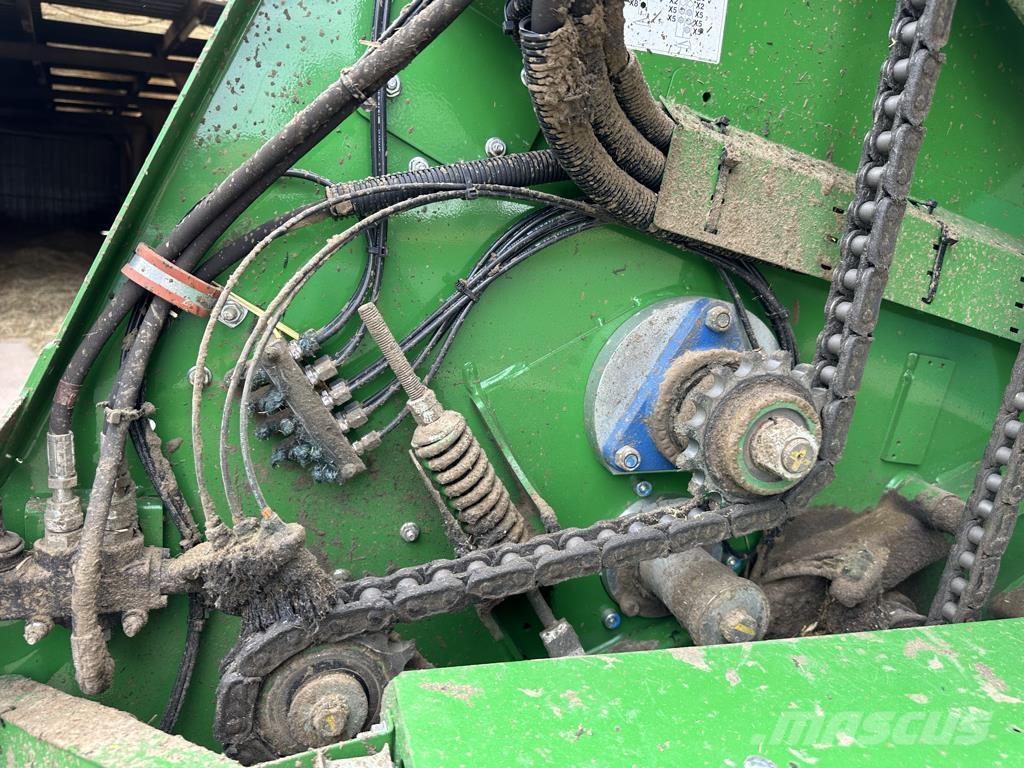 John Deere V461M محزمات مستديرة