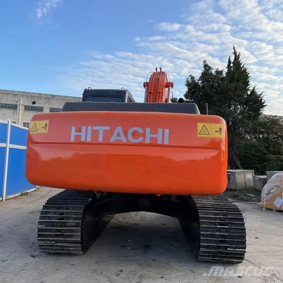 Hitachi ZX200 حفارات زحافة