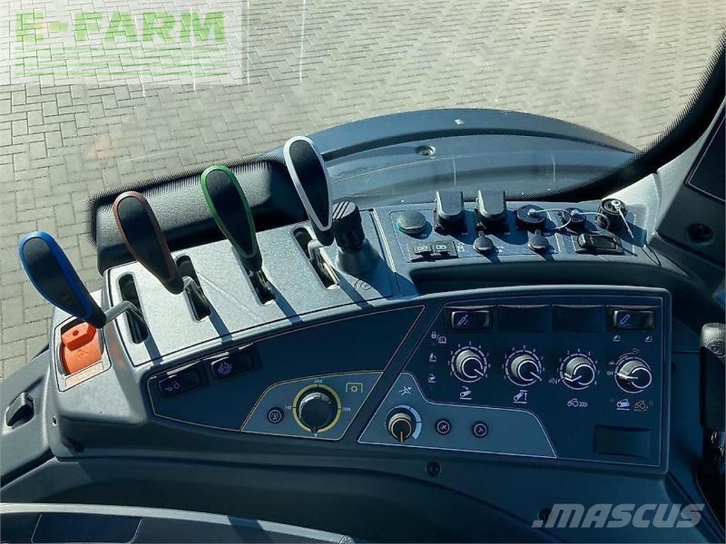 Valtra n 155ea الجرارات