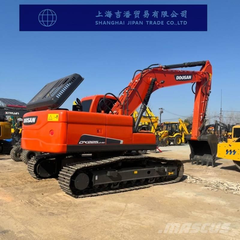 Doosan DX 225 حفارات زحافة