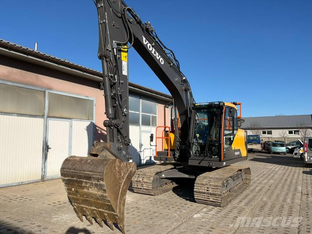 Volvo EC 140 EL حفارات زحافة