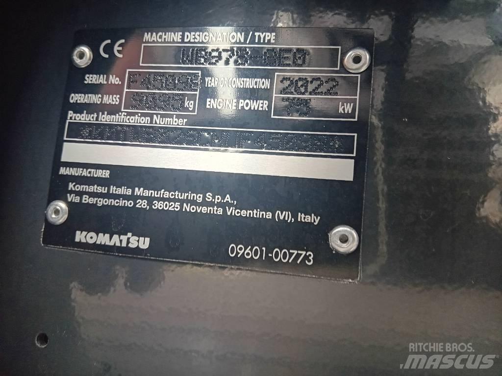 Komatsu WB 97 S- 8 لوادر ذات جرافات عكسية