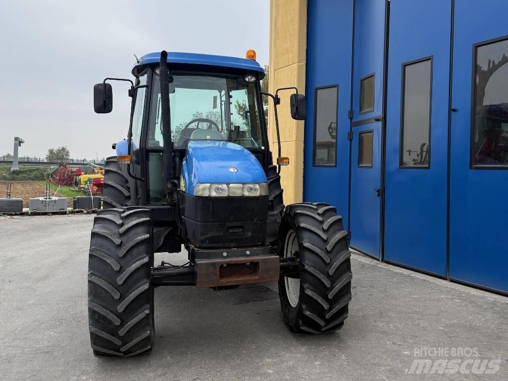 New Holland TD 5050 الجرارات