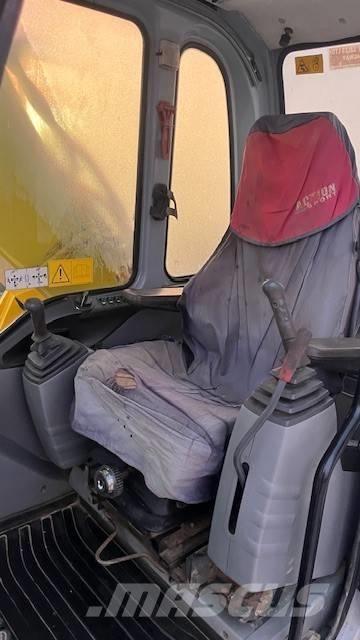 Kobelco E 175 حفارات زحافة