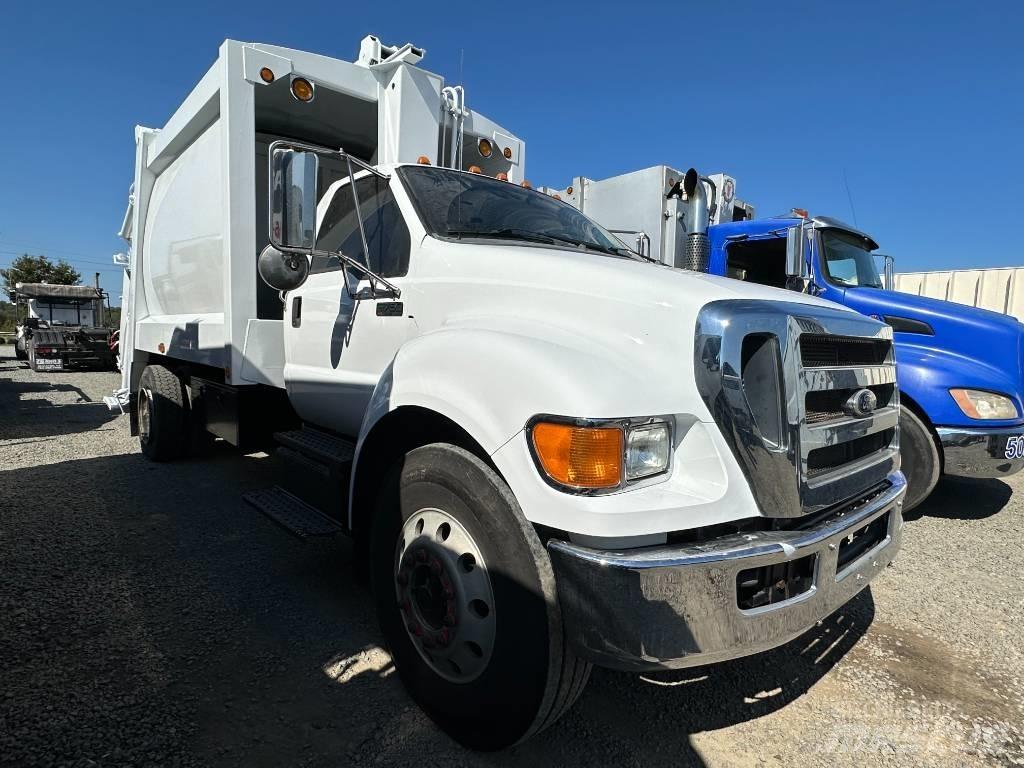 Ford F750 شاحنات المخلفات