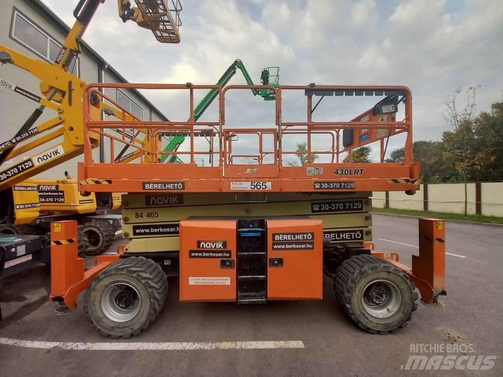JLG 430 LRT رافعات مقصية الشكل