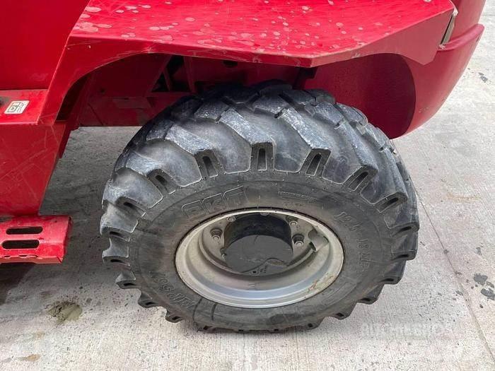 Manitou M 50.4 شاحنات الطرق الوعرة