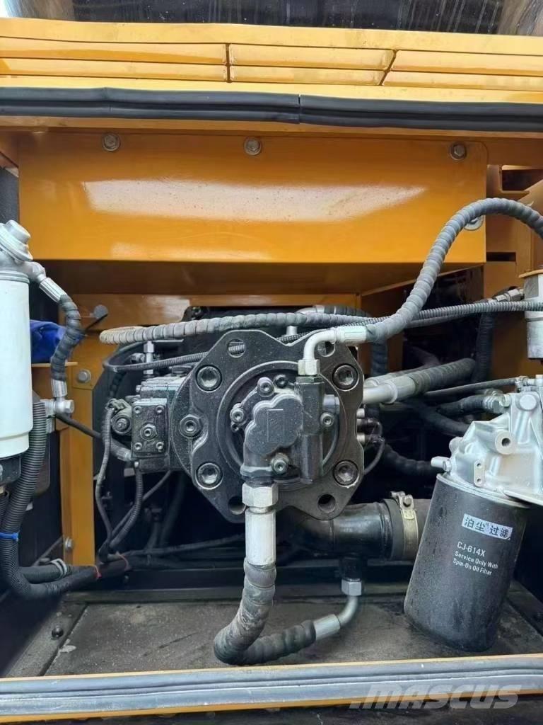 Sany 215pro حفارات زحافة