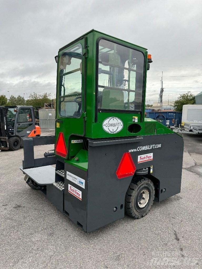 Combilift C4000ET شاحنة المناولة رباعية الاتجاهات