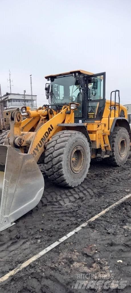 Hyundai HL 965 لوادر بعجل