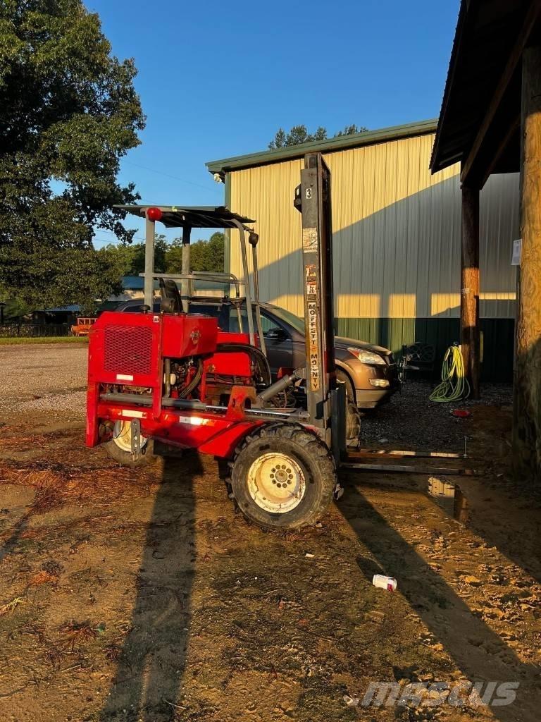 Moffett M5000 شاحنات ذات رافعات شوكية - أخرى