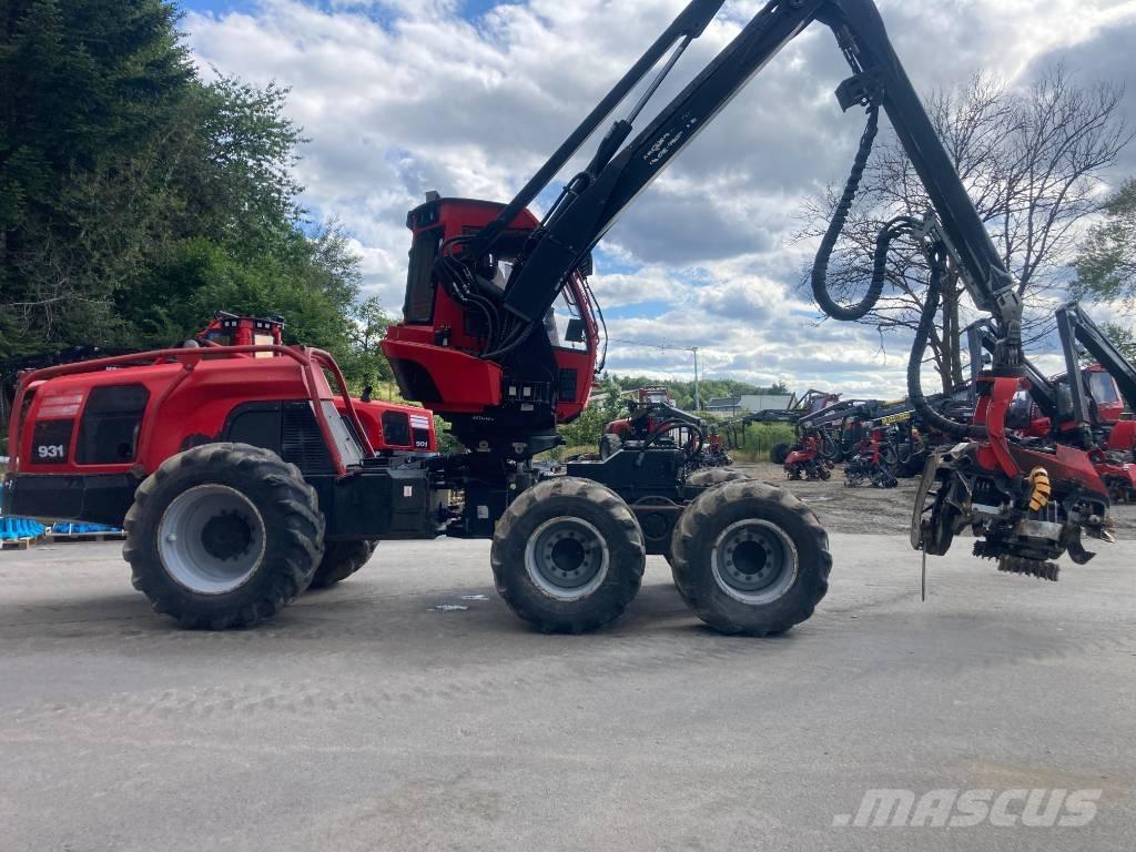 Komatsu 931 حصادات
