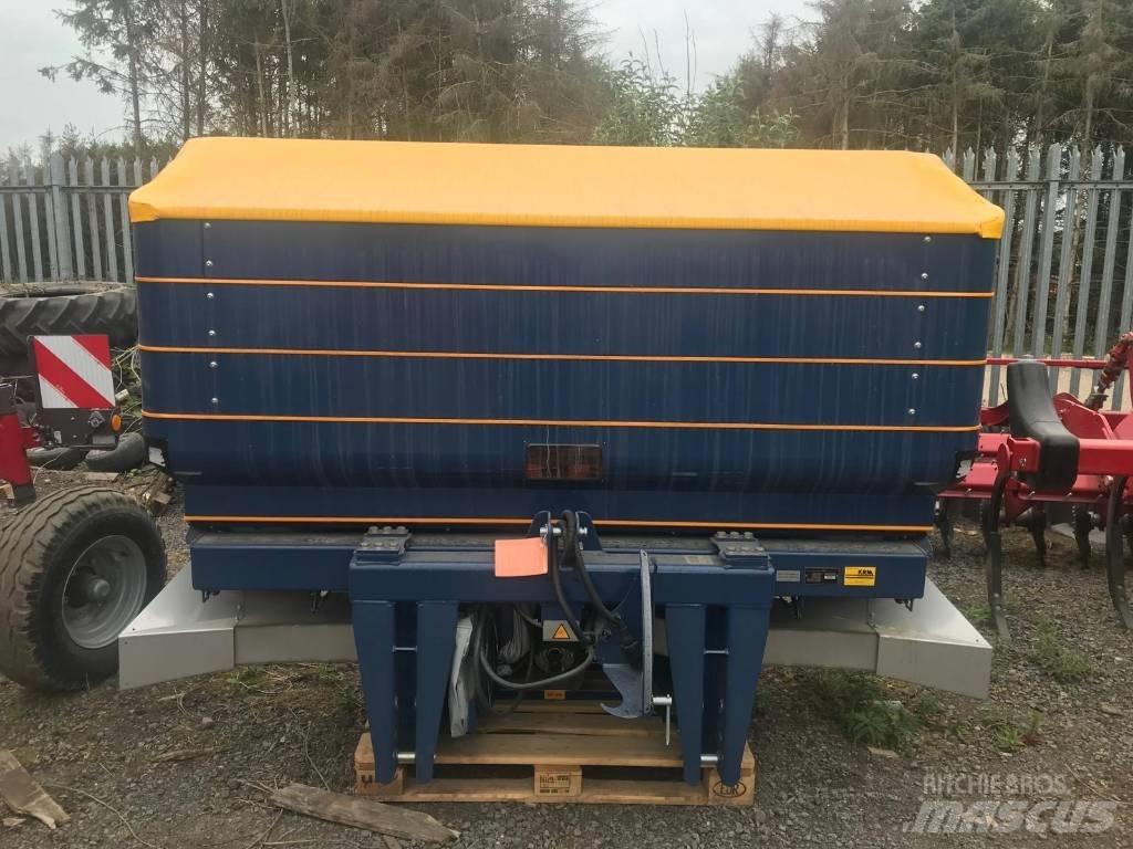 Bogballe M35W معدات فرد المواد المعدنية